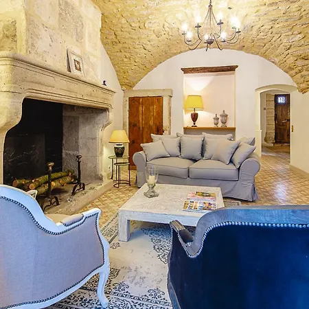 Prieuré Notre-dame Bed & Breakfast Montfrin